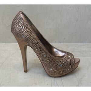 Steve Madden Sz 8 Cycile Rose Gold Heels Pumps EUC Embellished W/ Crystals 8M